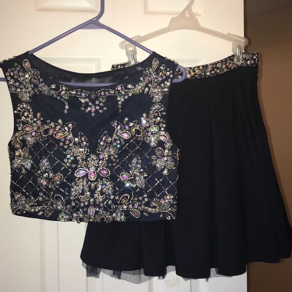 PERFECT FOR HOMECOMING DRESS